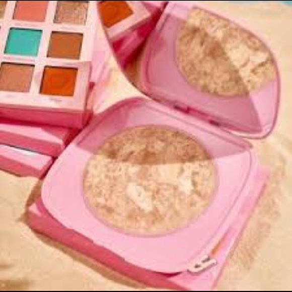 🐚NWT HOST PICK ColourPop (Barbie) limited Edition Beach Party Highlighter 🐚 - Picture 3 of 9